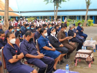 Peserta Lounching buku KIsah Kasih di Sekolah