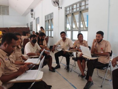 DISKUSI KELOMPOK KELAS 7