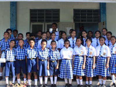 Siswa Kelas VIIA Bersama Wali Kelas