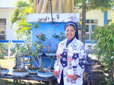 Kepala Sekolah Sr. Marry Grace, CB