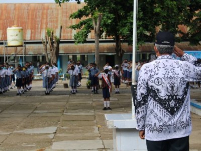 Apel Bendera HUT PGRI