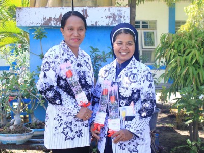 Sr. Marry Grace, CB dan Ibu Yane