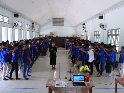 Rekoleksi Kelas IX